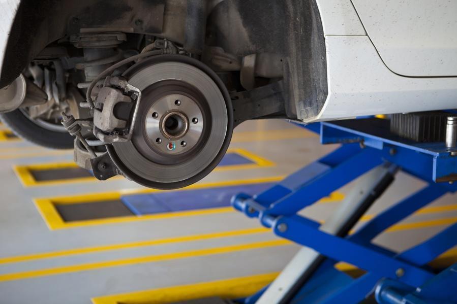 Are you Wondering How Often Should Struts Be Replaced?